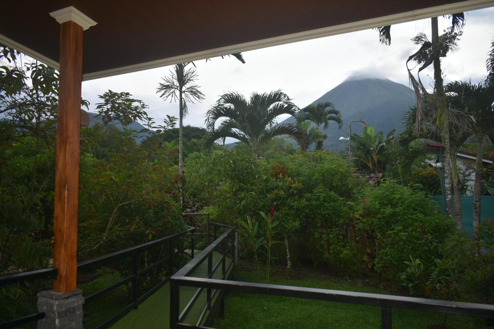 Hotel Roca Negra Del Arenal La Fortuna Kültér fotó