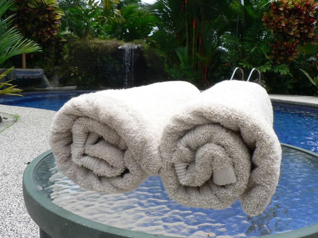 Hotel Roca Negra Del Arenal La Fortuna Kültér fotó