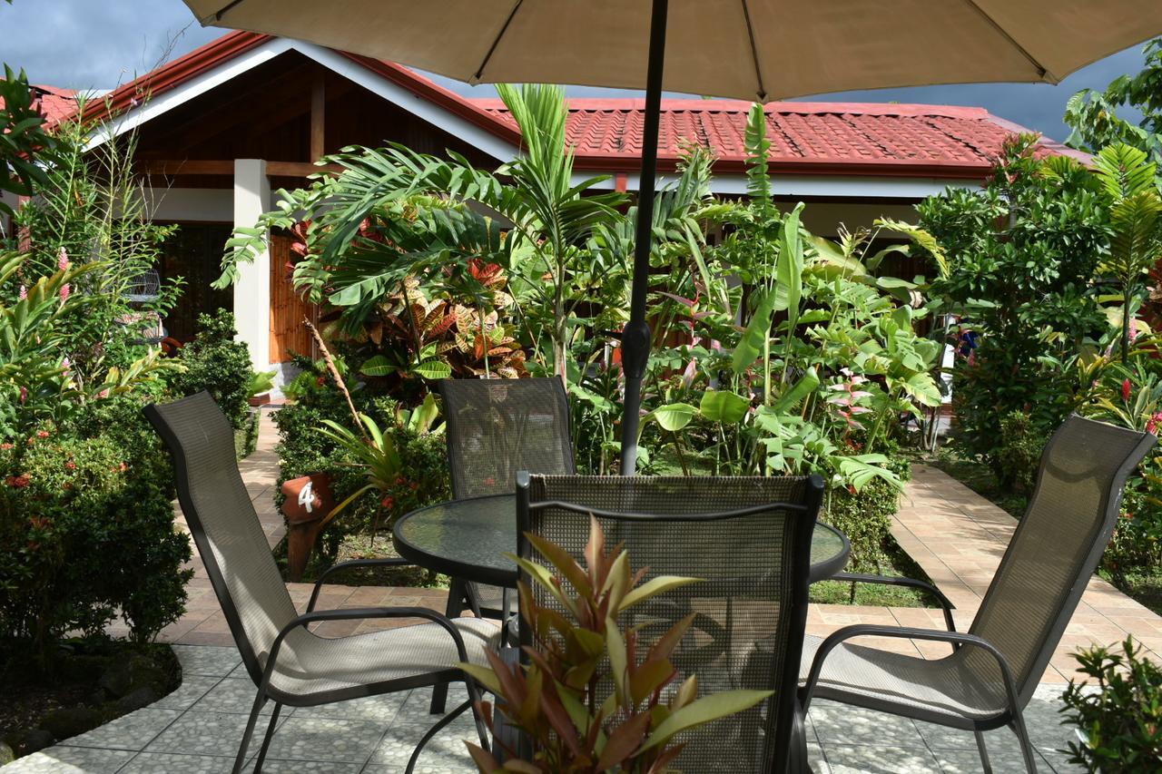 Hotel Roca Negra Del Arenal La Fortuna Kültér fotó